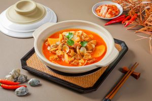 韩式滑蛋饭的美食特色与饮食理念是什么？