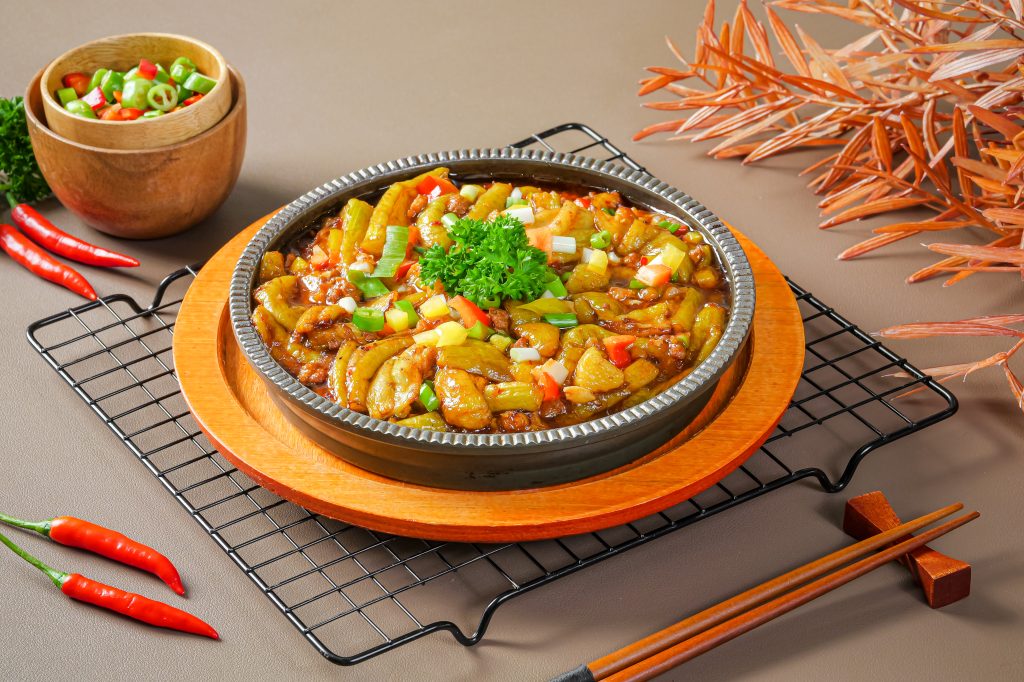 滑蛋饭对比普通快餐简餐有哪些优势？